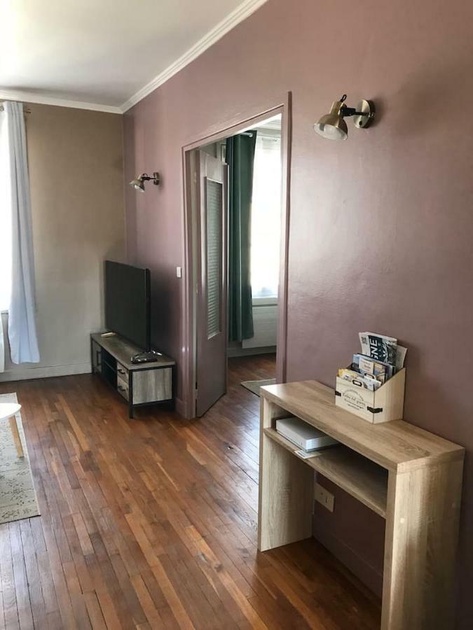 Appartement De Charme En Plein Coeur Du Centre Ville De Compiegne Compiègne Exterior foto